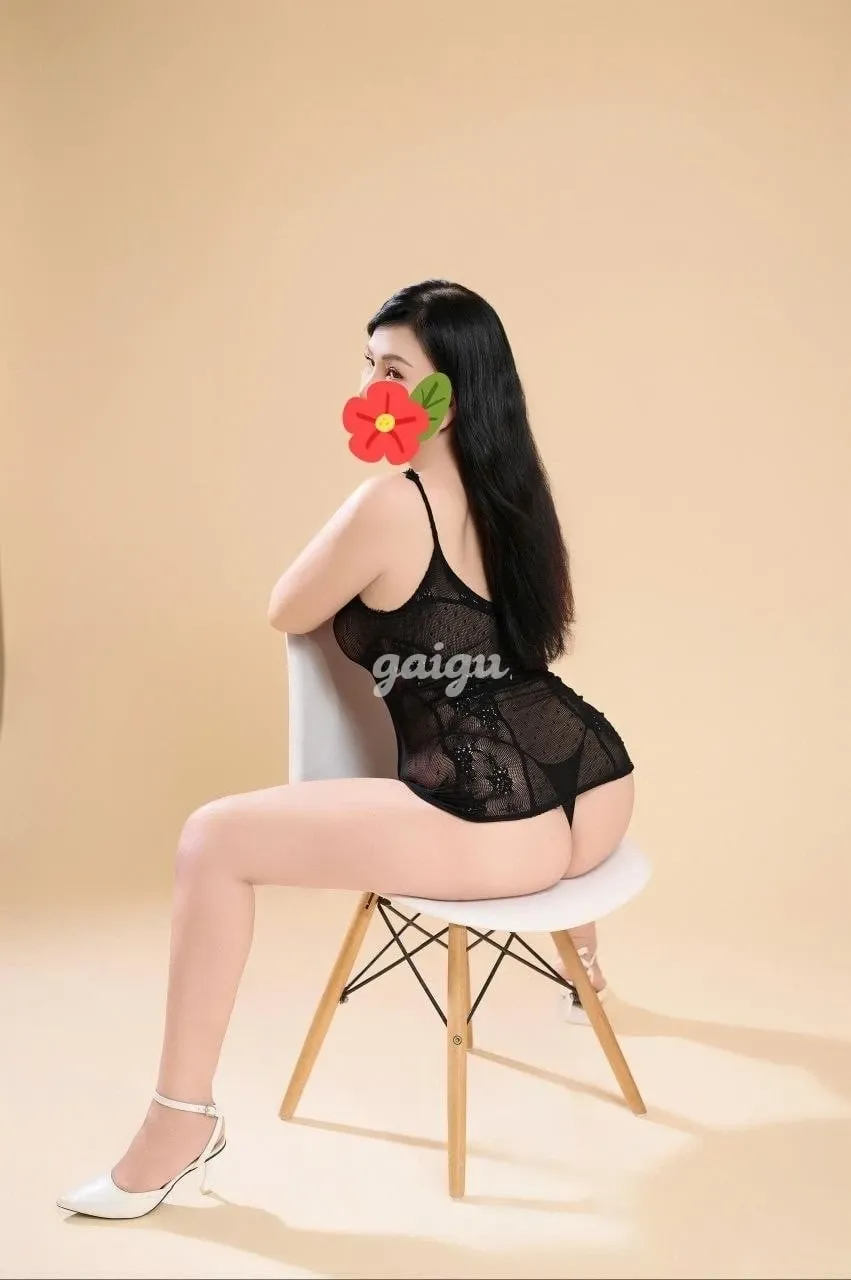 Cô Giáo Thanh Thanh_ Gái dâm chiều khách, làm tình cực đỉnh - vào gaigu.link khi bị chặn