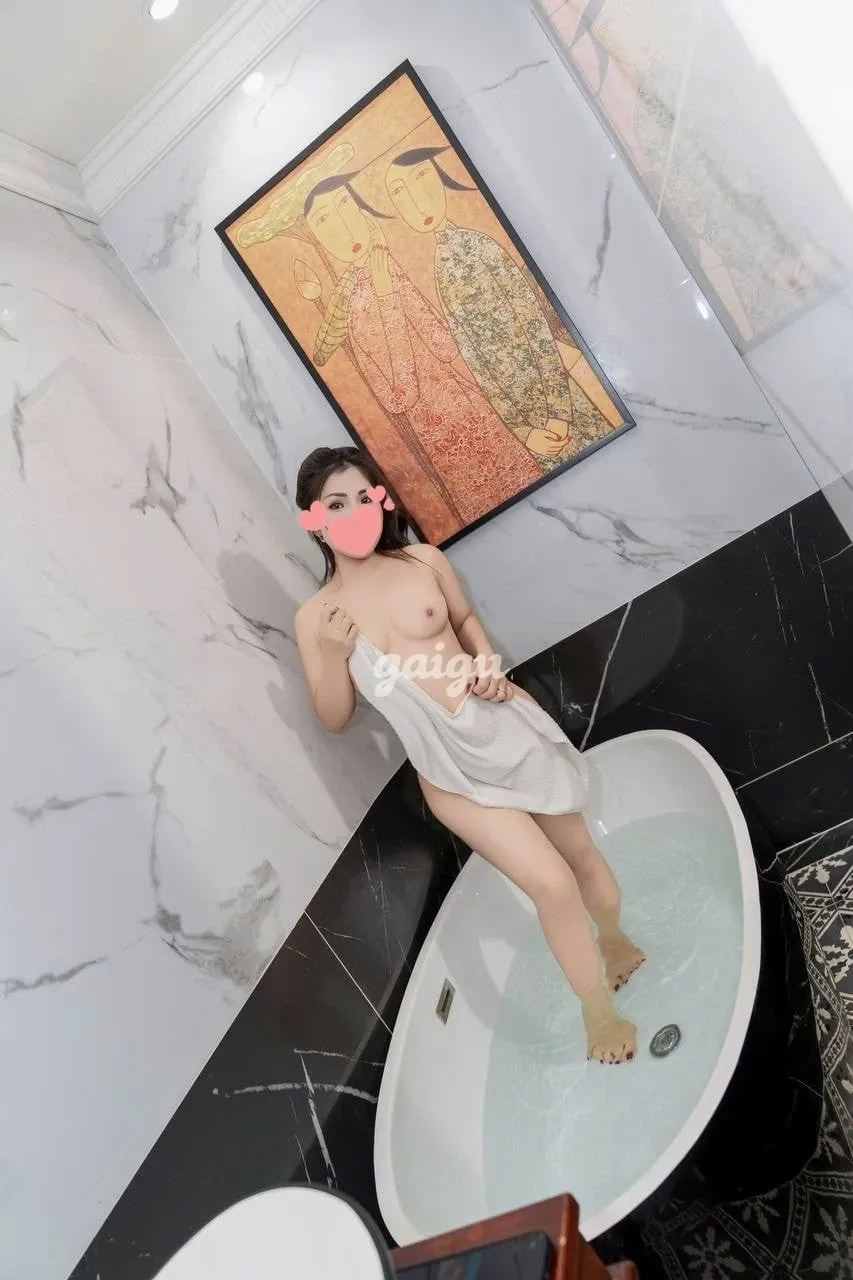 KHÁNH NGỌC  THẦN DÂM SỐ 1 CỰC KỲ DÂM NGON VÔ ĐỐI - vào gaigu.link khi bị chặn - Gái gọi 777