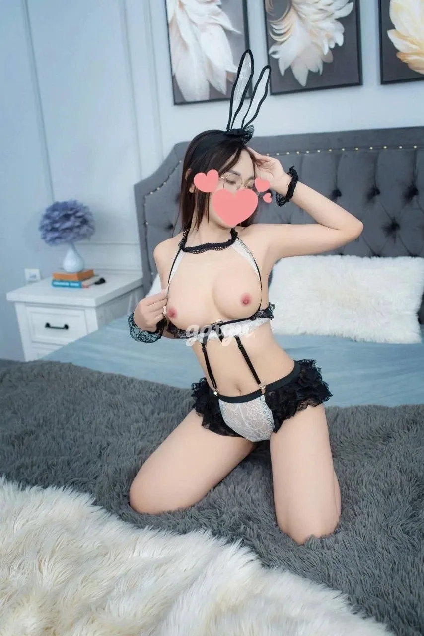 MINH TRANG SIÊU DÂM BODY  CỰC ĐẸP.L CHÂN ÁI LÀ ĐÂY - vào gaigu.link khi bị chặn - Gái gọi 777