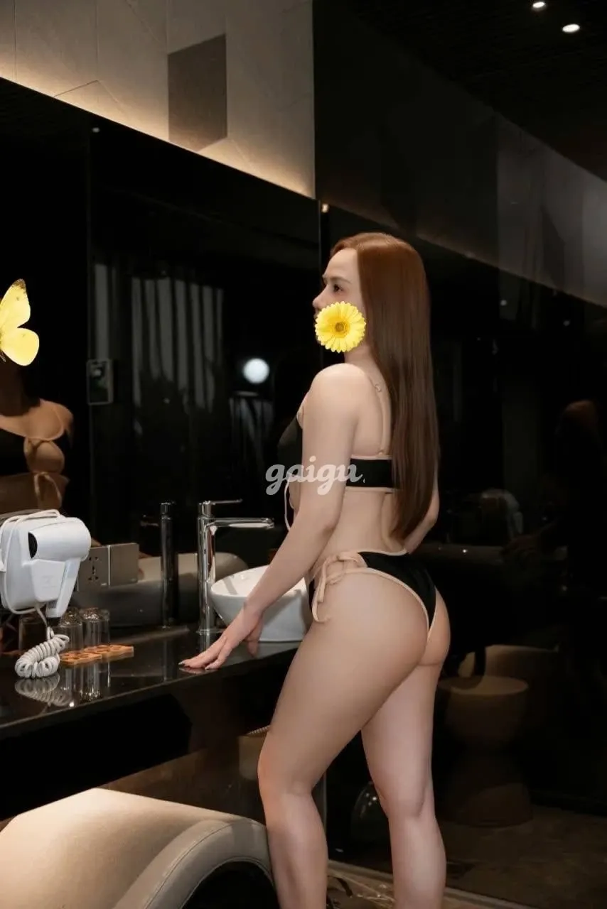 Trang Trang - Cực Dễ Thương Chiều Khách Vui Vẻ - vào gaigu.link khi bị chặn - Gái gọi 777