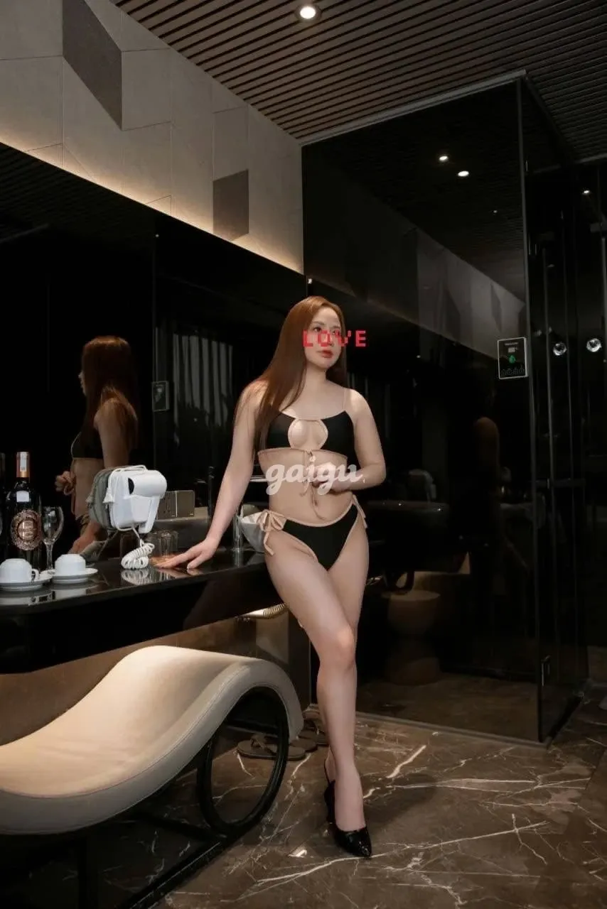 Trang Trang - Cực Dễ Thương Chiều Khách Vui Vẻ - vào gaigu.link khi bị chặn - Gái gọi 777