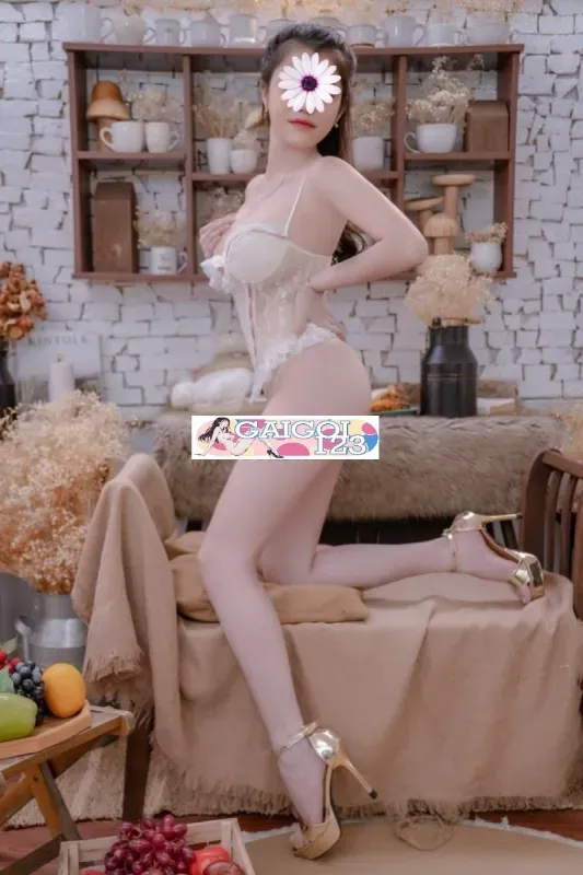 (Ngừng phục vụ)Linh Chi – Nhan Sắc Đẹp Tuyệt Trần – Thân Hình Siêu Mẫu Cực Nóng Bỏng - Gái gọi 777