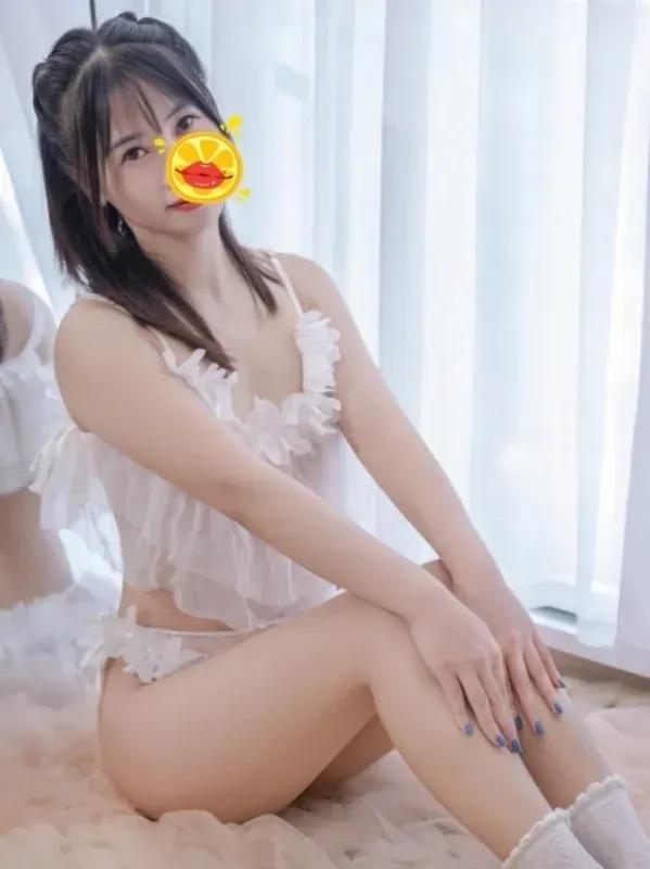 (Ngừng phục vụ)Minh Châu mình dây cây cảnh, ngoan ngoãn chiều khách - Gái gọi 777