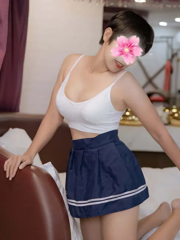 (Ngừng phục vụ)❤️ THANH TRÚC ❤️ Dâm nữ Sexy - Dáng xinh Siêu dâm - Gái gọi 777