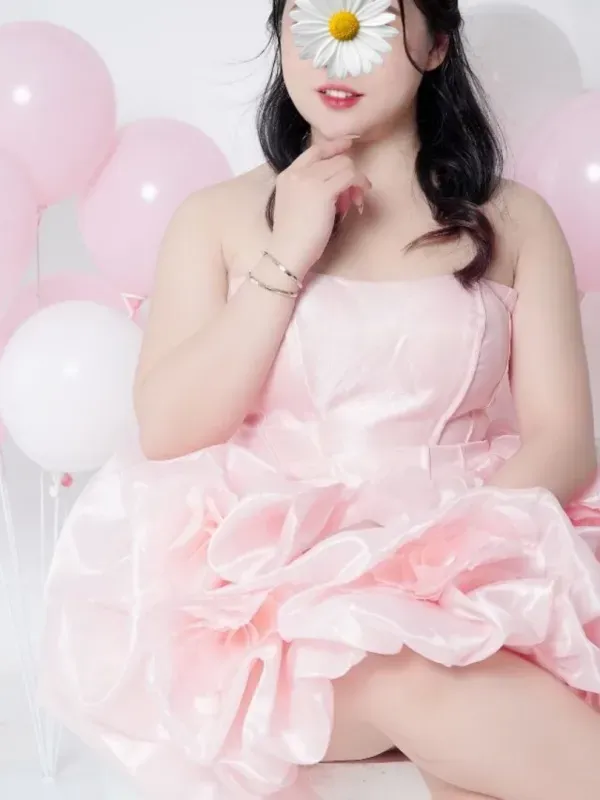 (Ngừng phục vụ)Phương Nhi_ Gái dâm chiều khách, làm tình cực đỉnh - Gái gọi 777