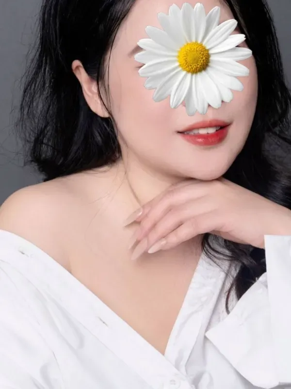 (Ngừng phục vụ)Phương Nhi_ Gái dâm chiều khách, làm tình cực đỉnh - Gái gọi 777